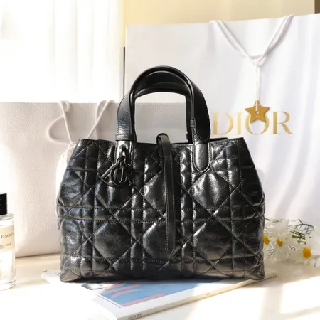 ディオール ハンドバッグ