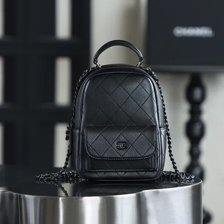 シャネル ショルダーバッグ