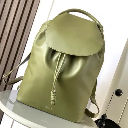 ミュウミュウ ショルダーバッグ