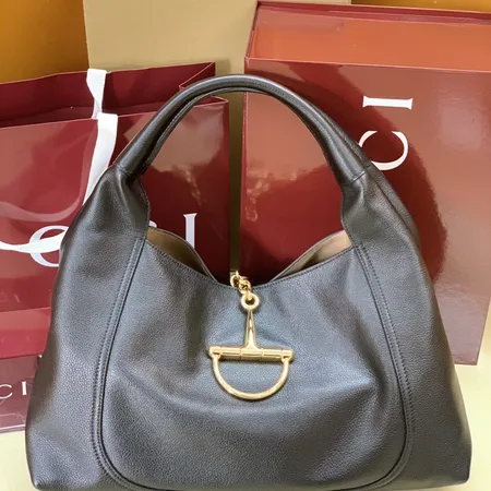 グッチ ハンドバッグ