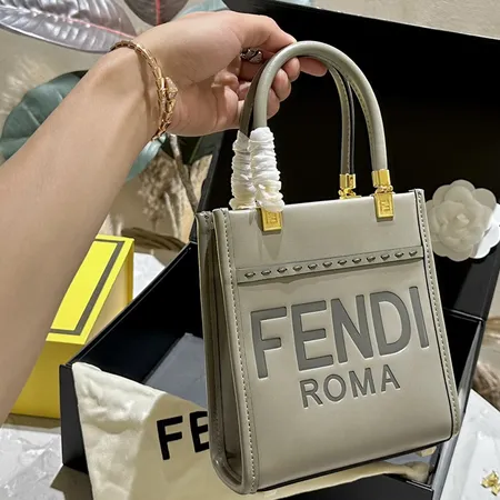 エムシーエム ハンドバッグ