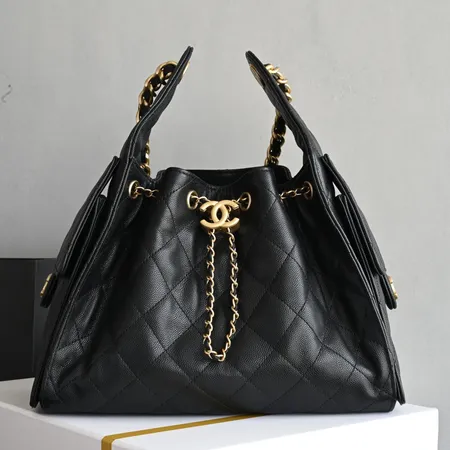 シャネル ハンドバッグ