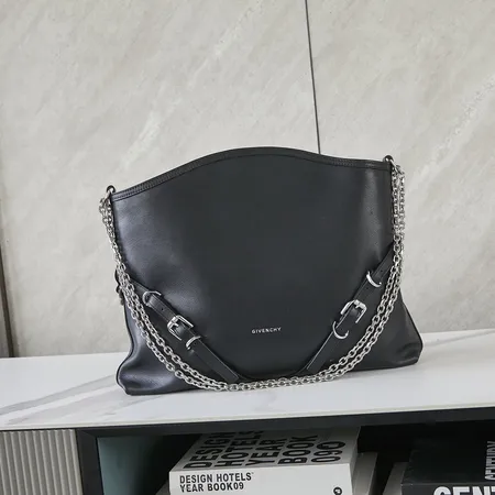 ジバンシィ ハンドバッグ