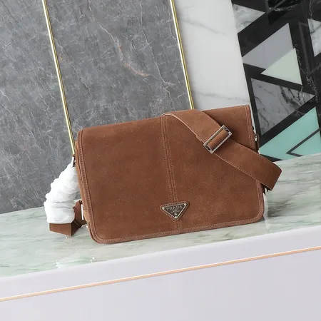 プラダ ショルダーバッグ