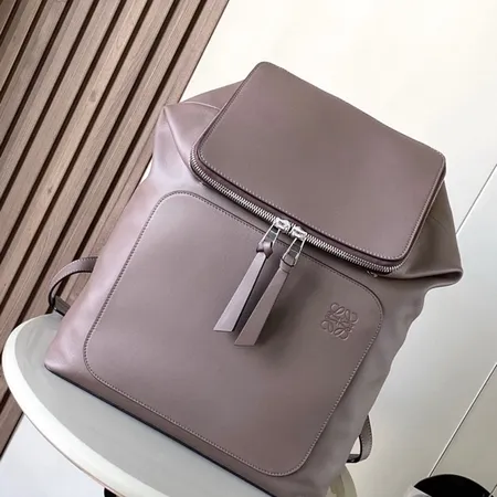 ミュウミュウ ショルダーバッグ