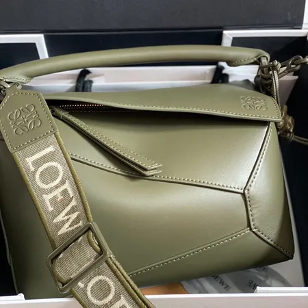 ロエベ ハンドバッグ