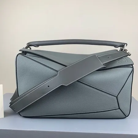 ロエベ ハンドバッグ