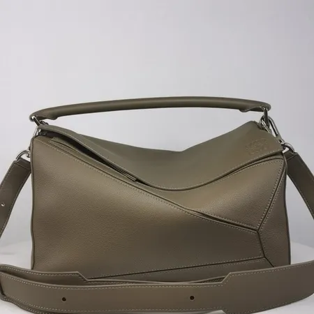 ロエベ ハンドバッグ