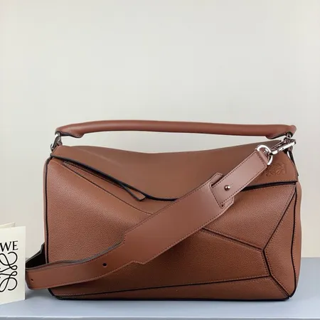 ロエベ ハンドバッグ