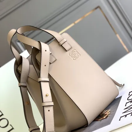 ロエベ ショルダーバッグ