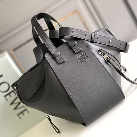 ロエベ ショルダーバッグ