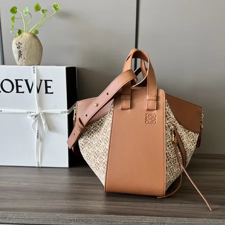 セリーヌ ショルダーバッグ