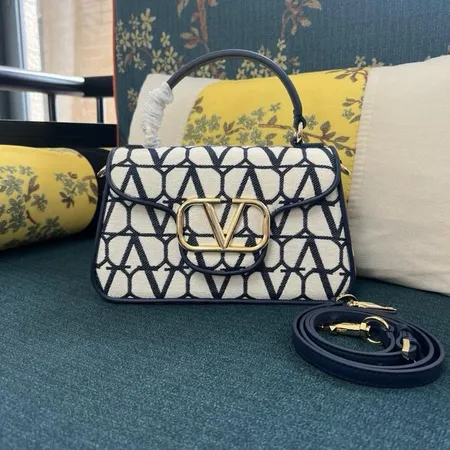 クロエ ショルダーバッグ