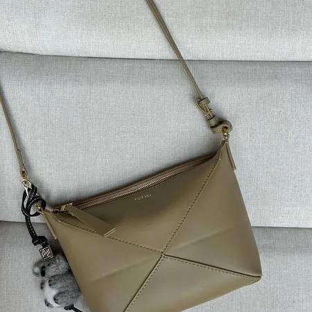 ロエベ ハンドバッグ