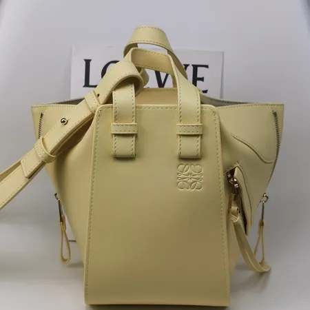 ロエベ ハンドバッグ