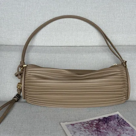 ロエベ ハンドバッグ