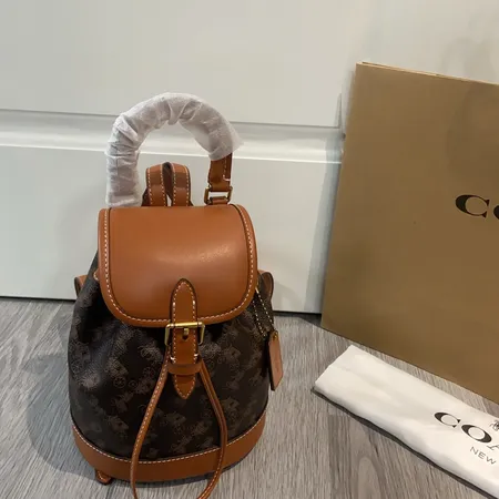 コーチ リュックサック