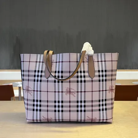 バーバリー ス ハンドバッグ