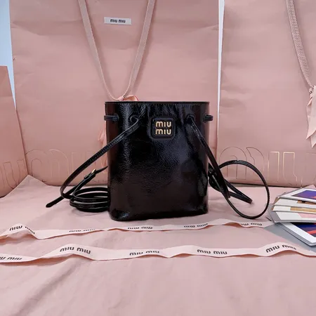 ミュウミュウ リュックサック