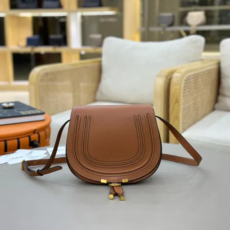 クロエ ショルダーバッグ