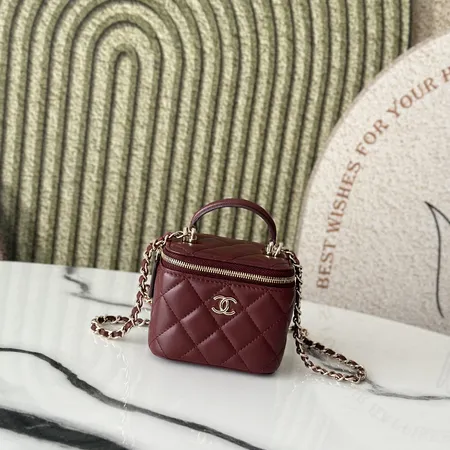 シャネル ショルダーバッグ