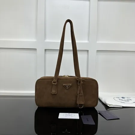 プラダ ハンドバッグ