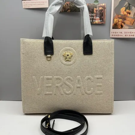 ヴェルサーチ ハンドバッグ