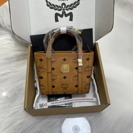 エムシーエム ハンドバッグ