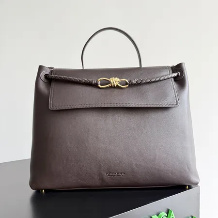 ボッテガ ヴェネタ ハンドバッグ