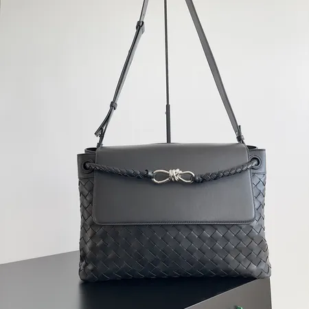 ボッテガ ヴェネタ ハンドバッグ