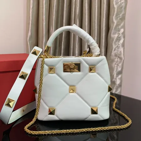 ヴァレンティノ ハンドバッグ