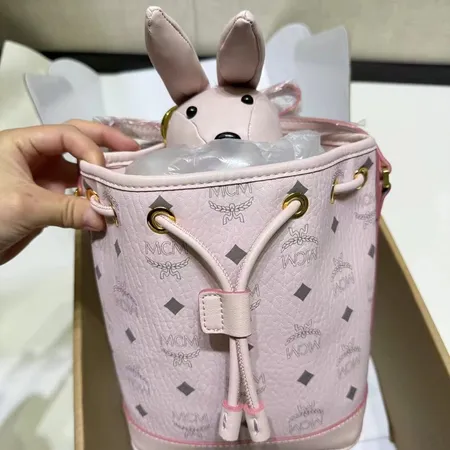 エムシーエム ショルダーバッグ