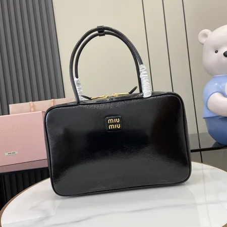 ミュウミュウ ハンドバッグ