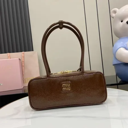 ミュウミュウ ハンドバッグ