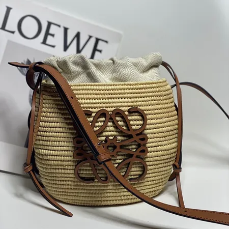 ロエベ ハンドバッグ