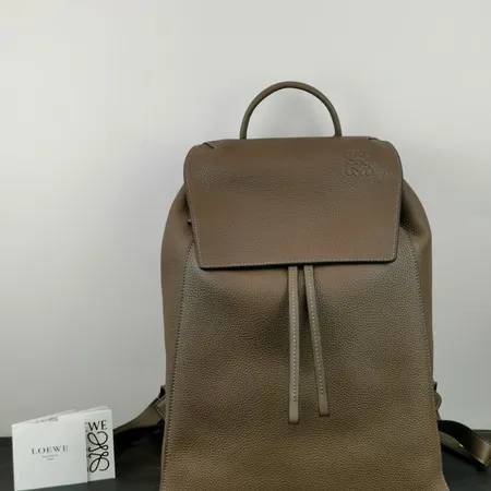 ミュウミュウ ショルダーバッグ