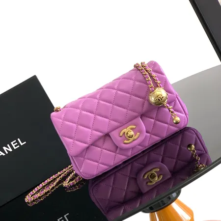 シャネル ショルダーバッグ