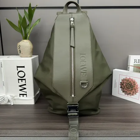 ミュウミュウ ショルダーバッグ