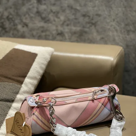 ヴィヴィアン・ウエストウッド ハンドバッグ