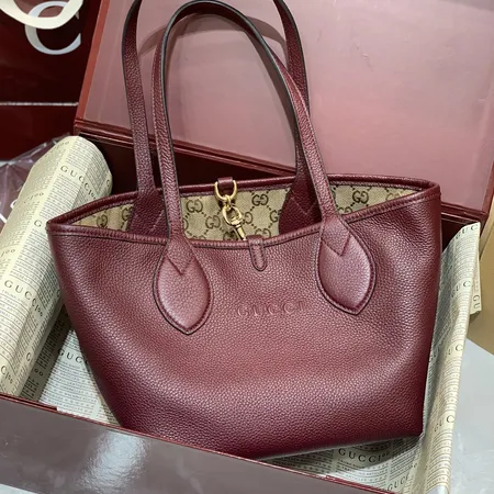 グッチ ハンドバッグ