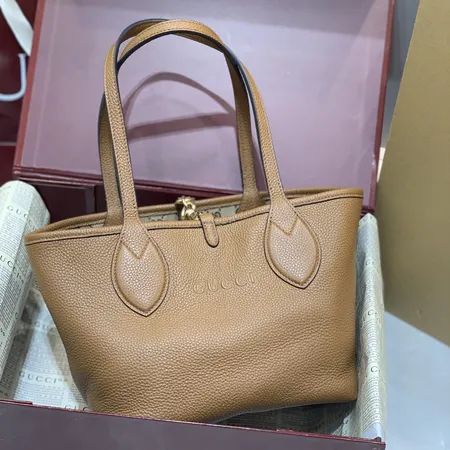 グッチ ハンドバッグ