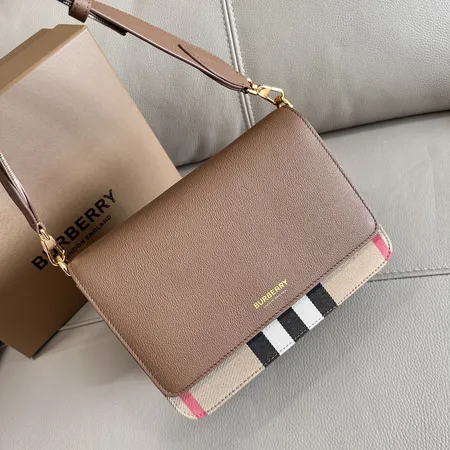 バーバリー ス ショルダーバッグ