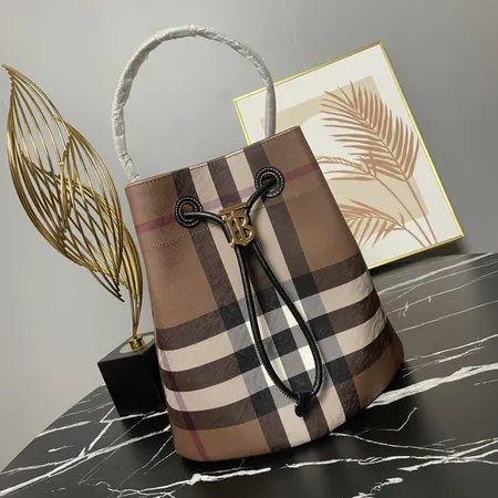 バーバリー ス ハンドバッグ