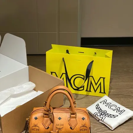 エムシーエム ハンドバッグ