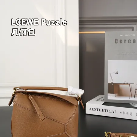 ロエベ ショルダーバッグ