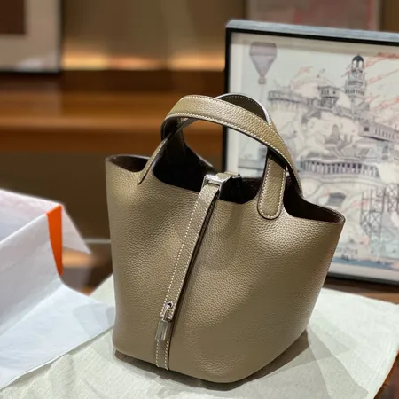 エルメス ハンドバッグ