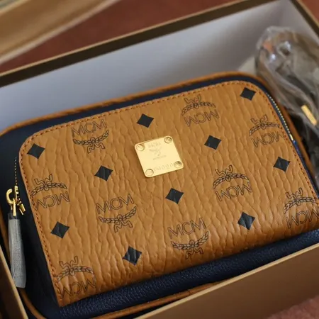 エムシーエム ショルダーバッグ