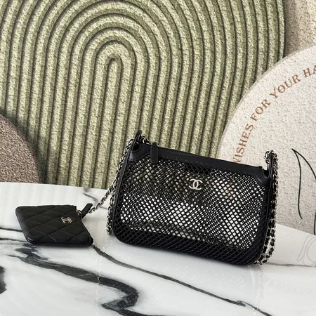 シャネル ショルダーバッグ