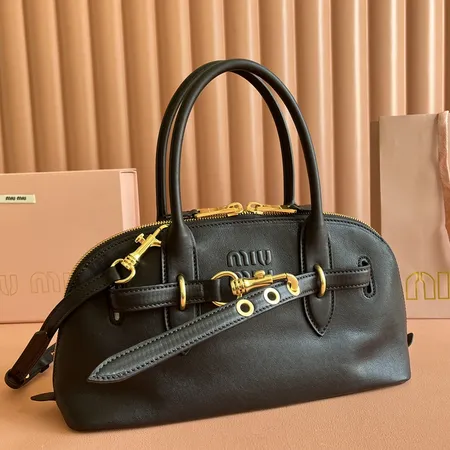 モスキーノ ハンドバッグ