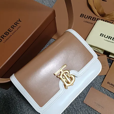 バーバリー ス ショルダーバッグ